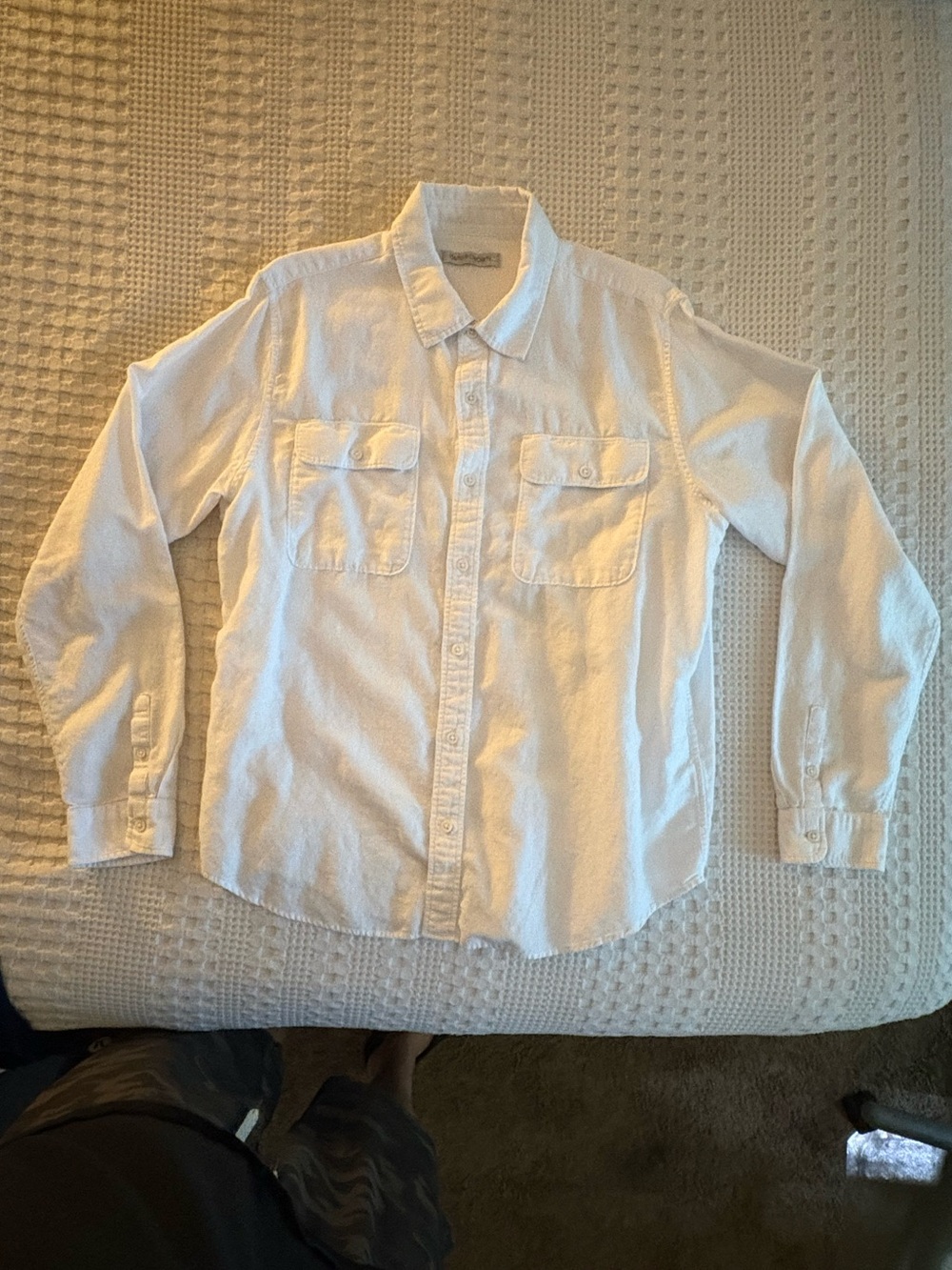 Outerknown Men's Classic White Button-Up Shirt with Chest Pockets - Large